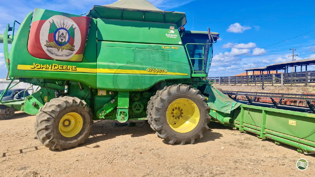 COLHEITADEIRA JOHN DEERE JOHN DEERE 9750 STS Consulting Agro ITUVERAVA SÃO PAULO SP